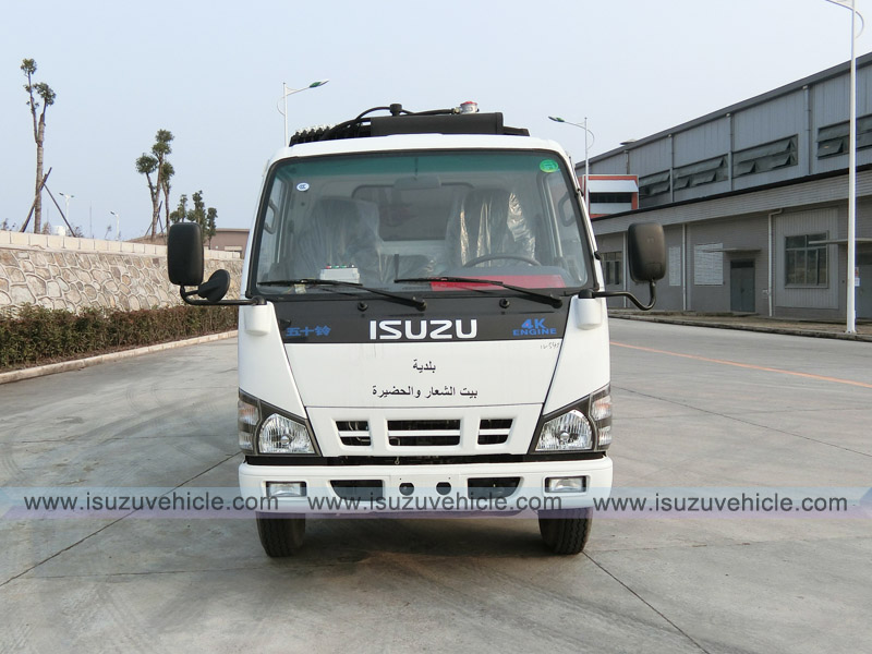 ISUZU NKR 6cbm trash compactor truck